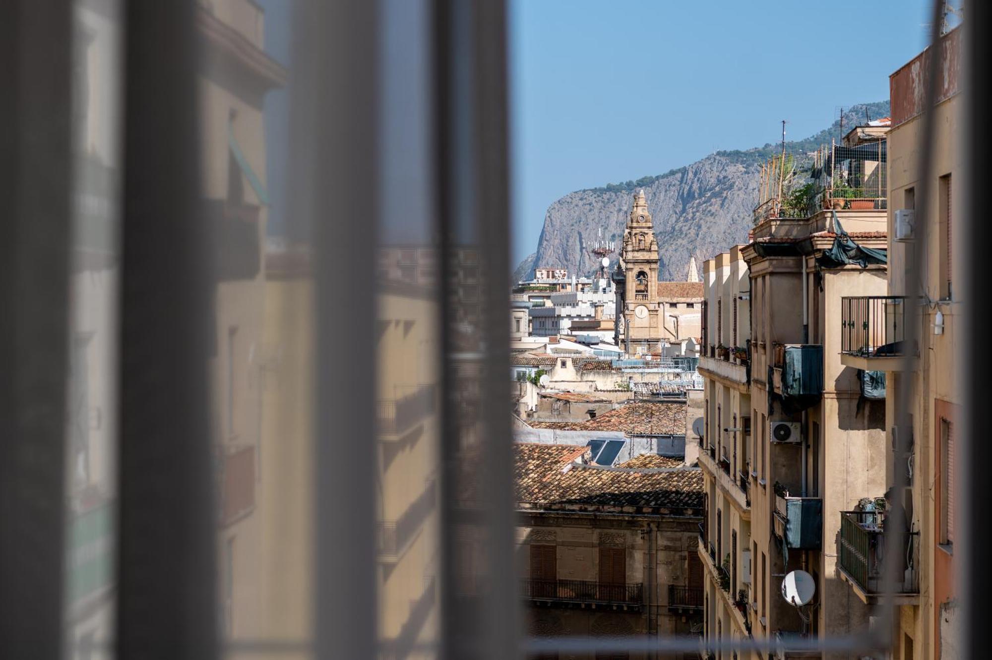 La Maiolica - Centro Storico Appartement Palermo Buitenkant foto